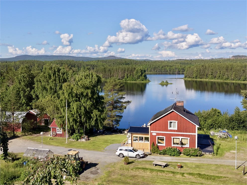 Lassbyn 208