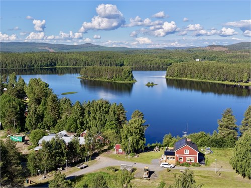 Lassbyn 208