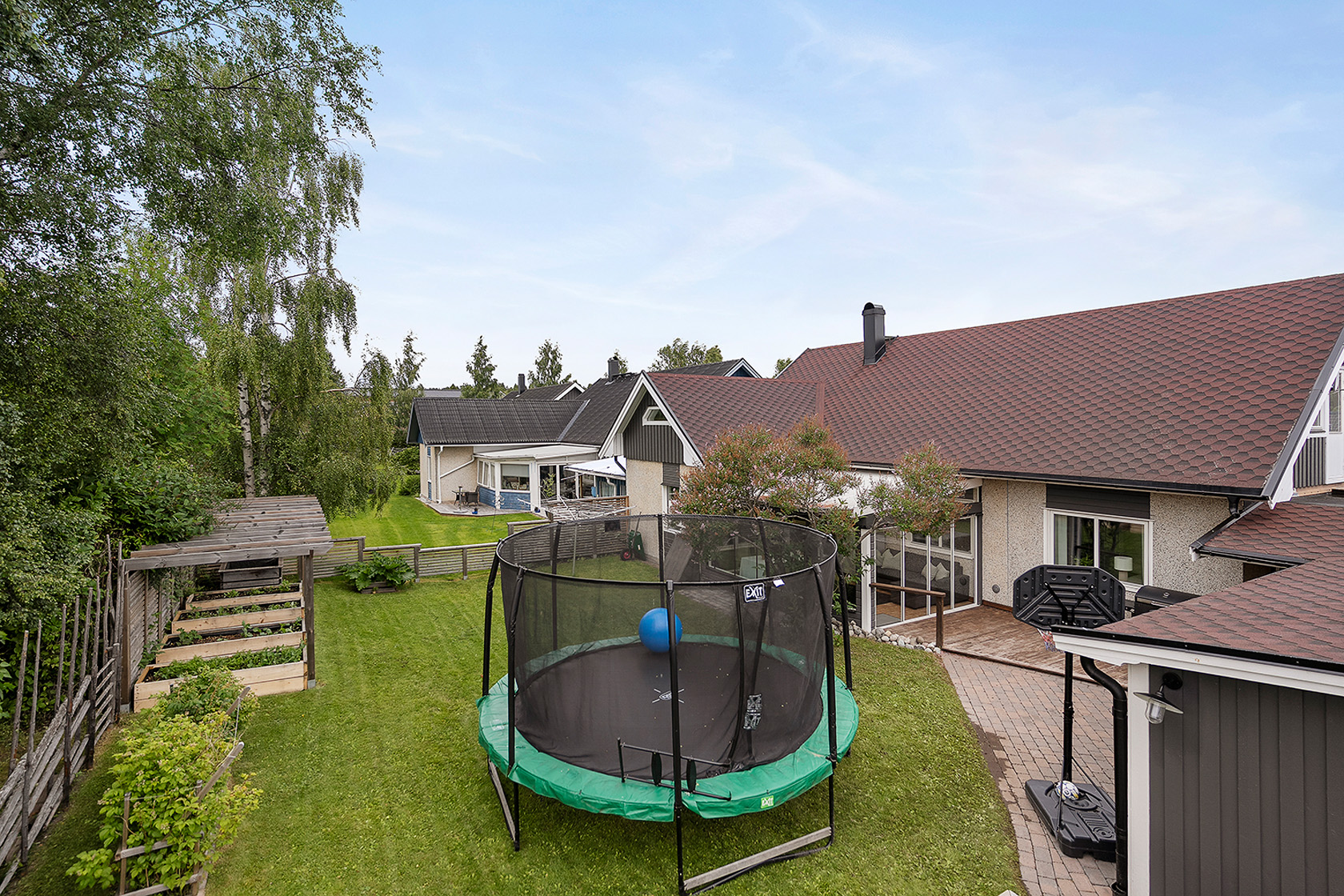Åkerbärsvägen 31 – bild 2