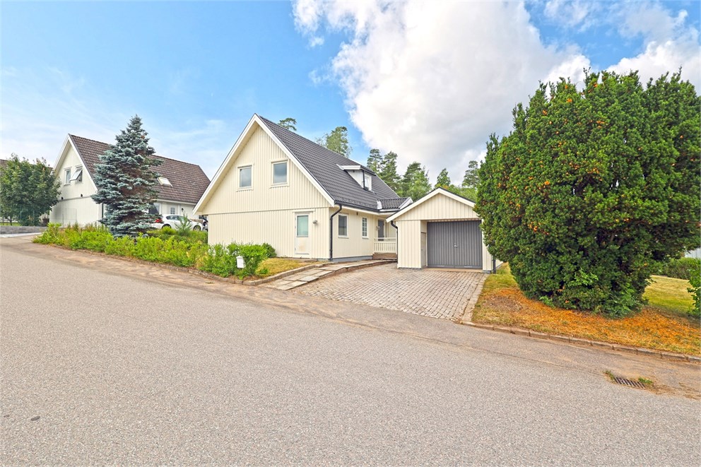 Hästskostigen 23