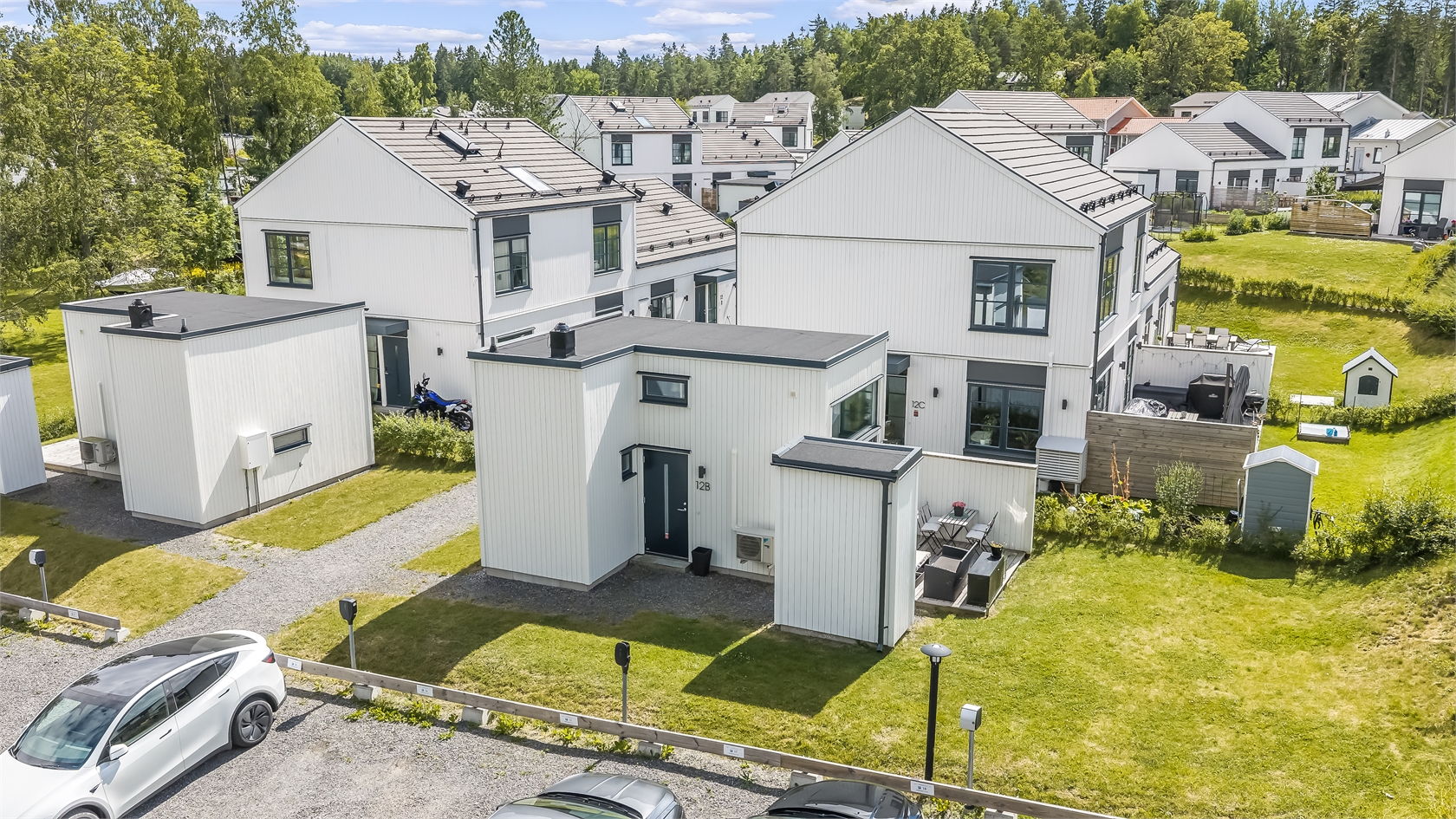 Skogskärrsvägen 12B – bild 24