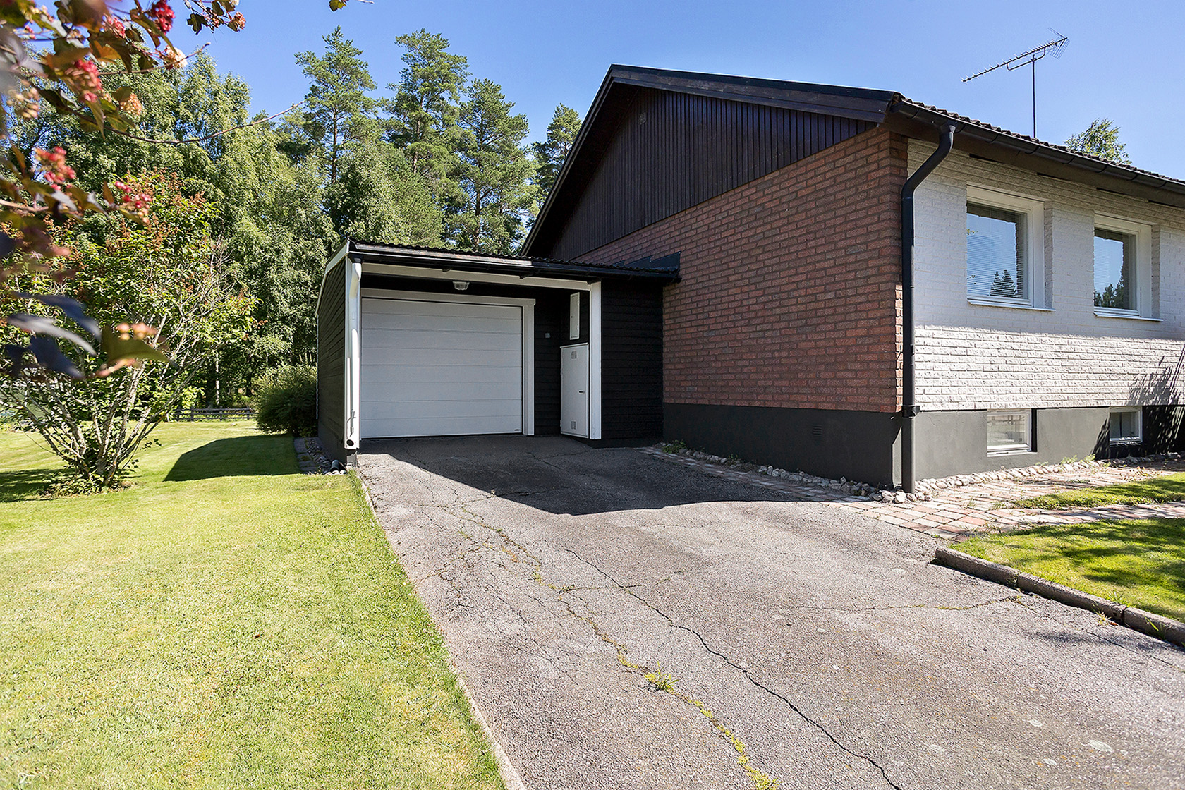Hammarsmedens väg 13 – bild 4