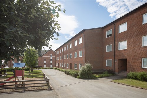 Obelånad och välskött förening i attraktivt läge