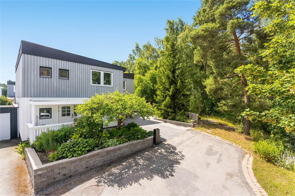 Svärdsliljevägen 137
