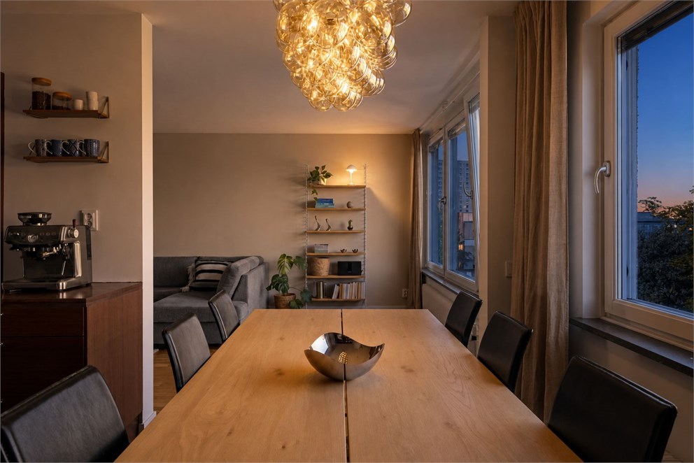 Åkerbyvägen 212