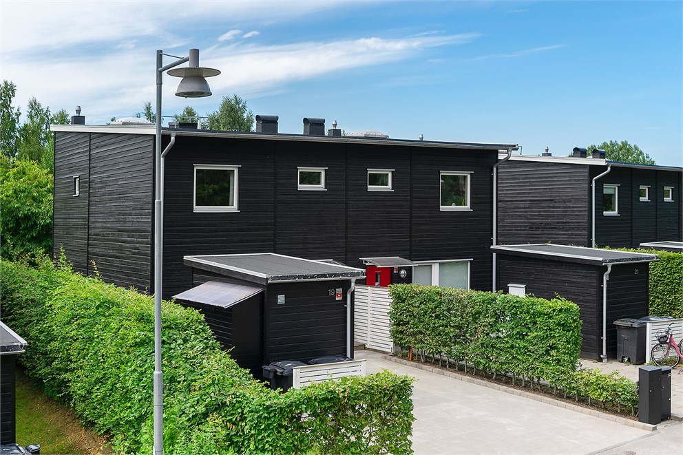 Apotekare Reinholds väg 19