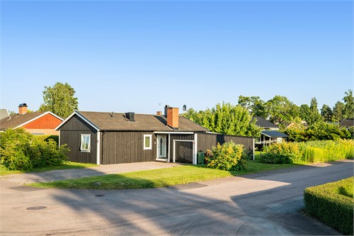 Gärdesvägen 11