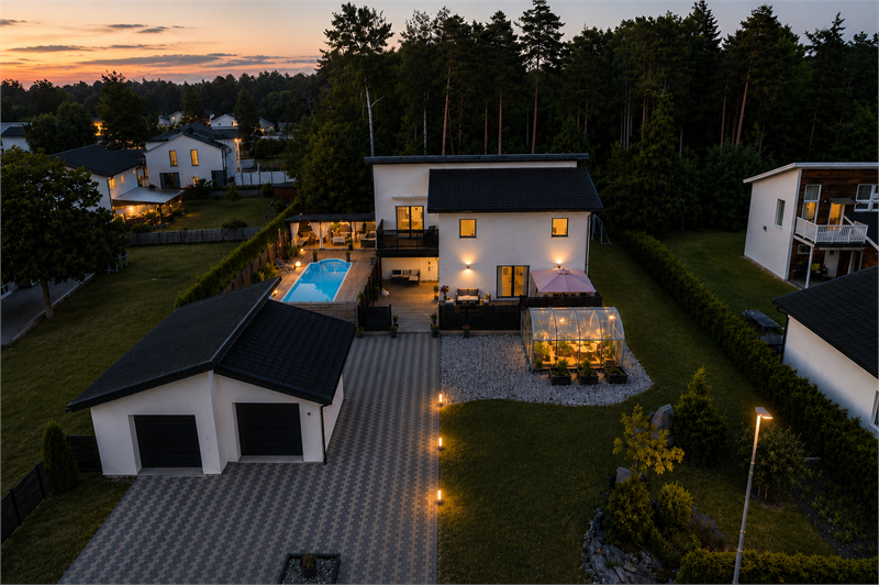 AI genererad bild för skymning och belysning*