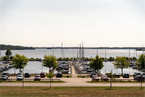 BOGVÄGEN 7