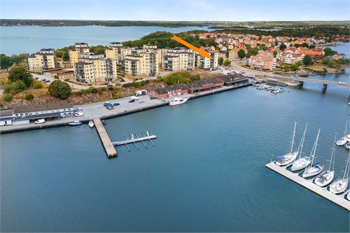 Eftertraktat läge, med gångavstånd till stan