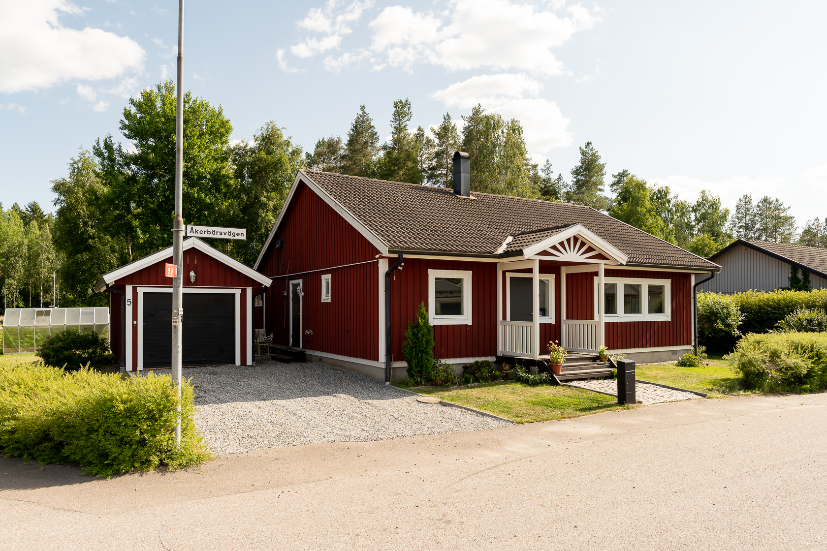 ÅKERBÄRSVÄGEN 5 – bild 20