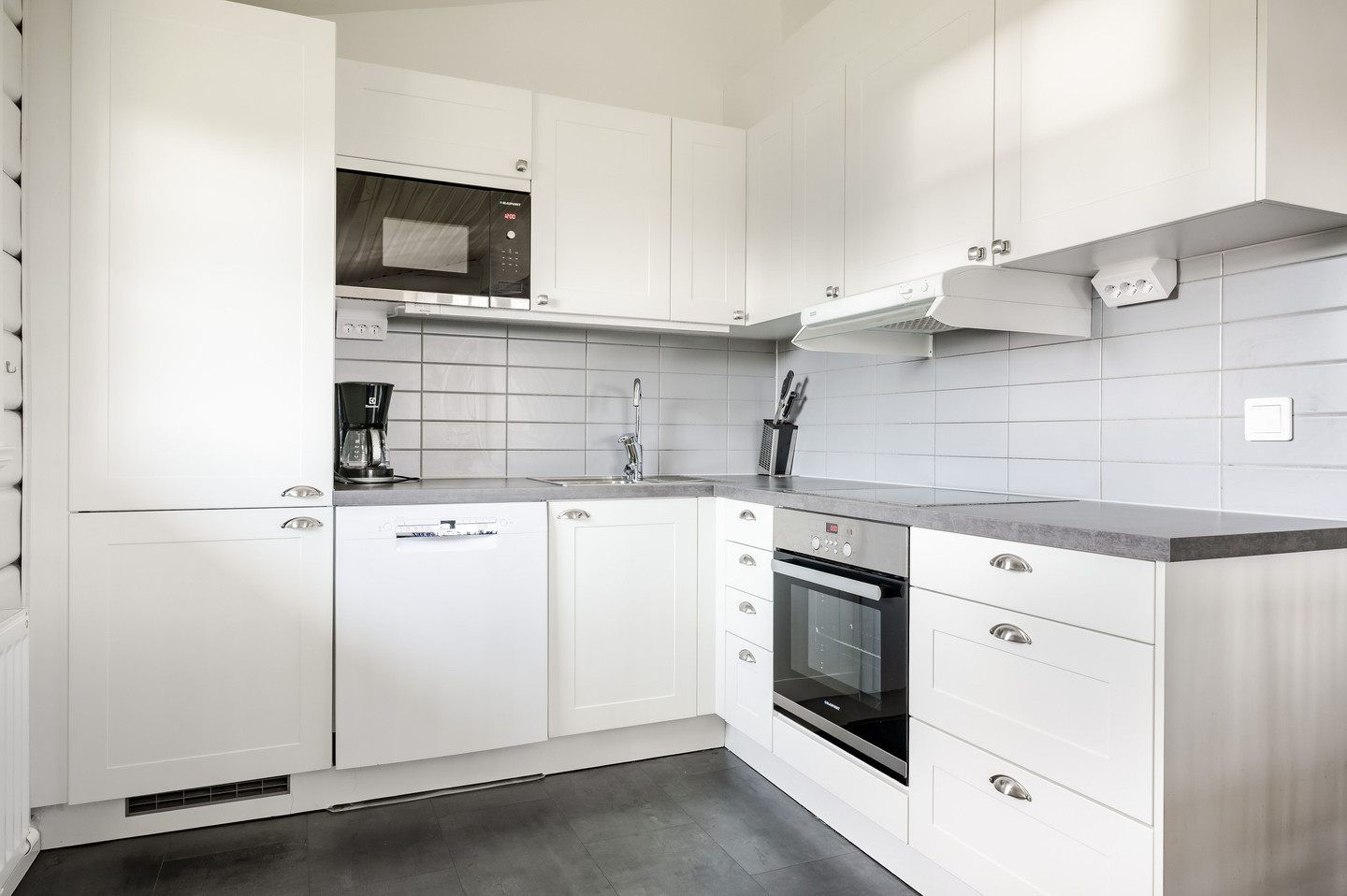 Myrbodvägen 16 A+B – bild 37