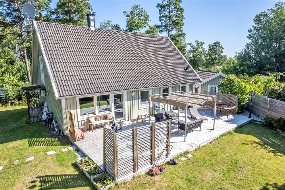 Astronomivägen 4