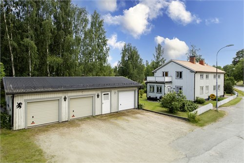 Skolvägen 1