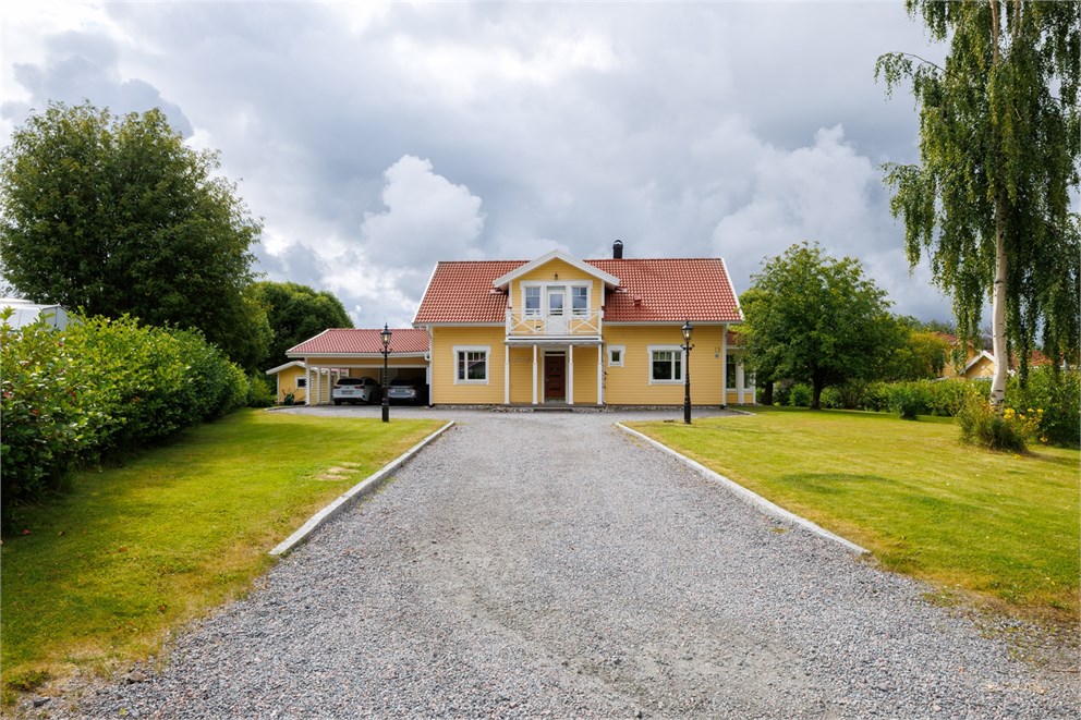 Västra Lillgärdsvägen 13