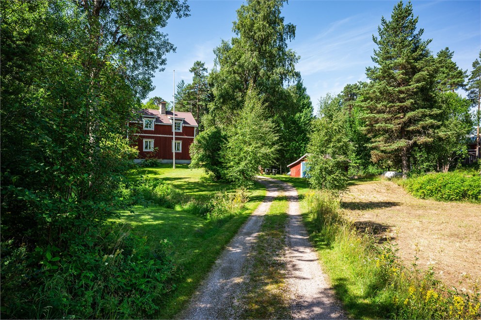 Idbäck 247 och Idbäck 20:10