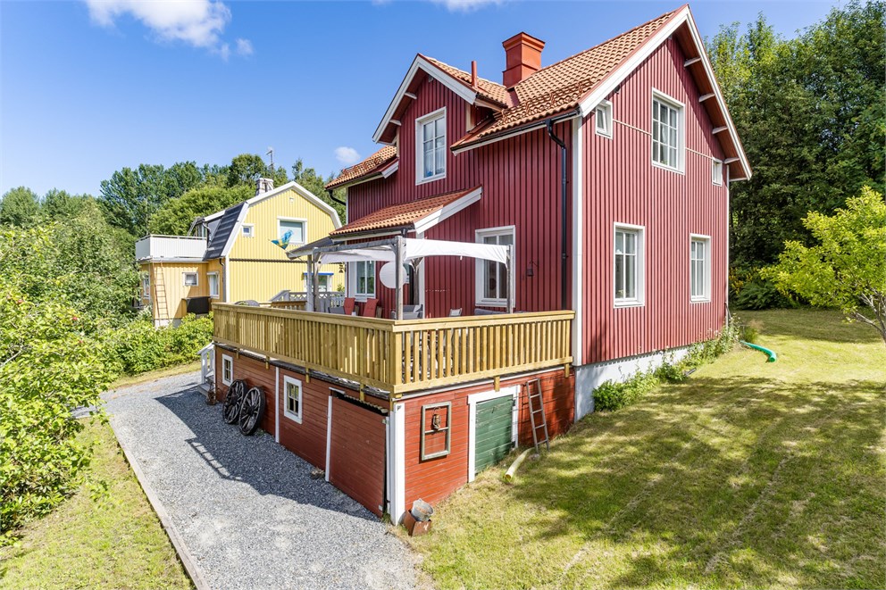 Trädgårdsvägen 18