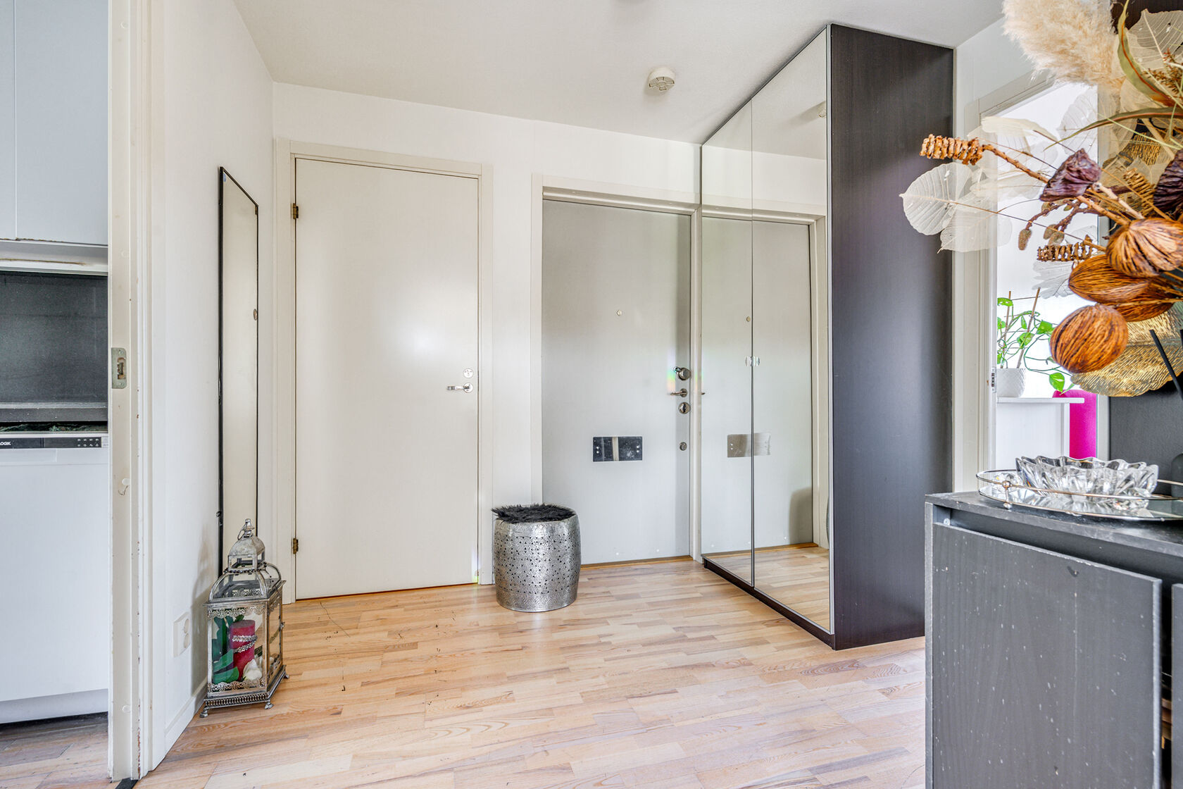 Säbytorgsvägen 8A, 3tr – bild 2