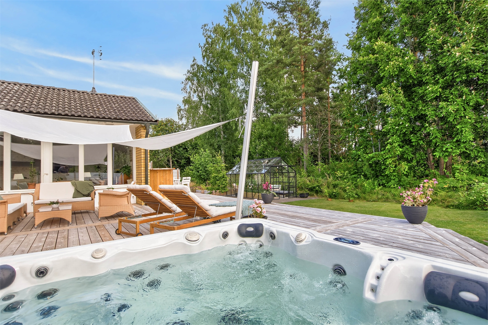 Sköna Gertruds väg 6 – bild 2