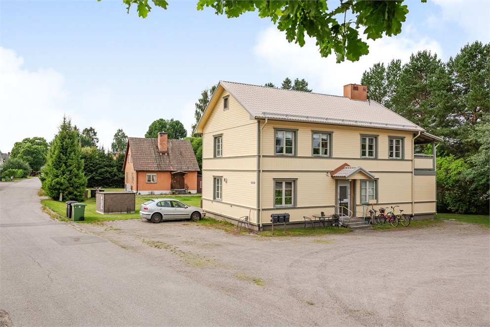 Åkrevägen 2