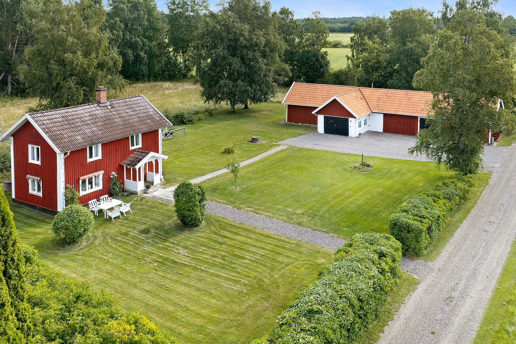 Julsta Rosenhill 520 – bild 1