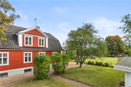 Möjlighet finns att göra en glasad veranda