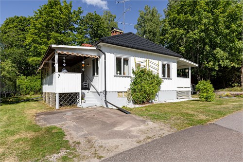 Backvägen 7