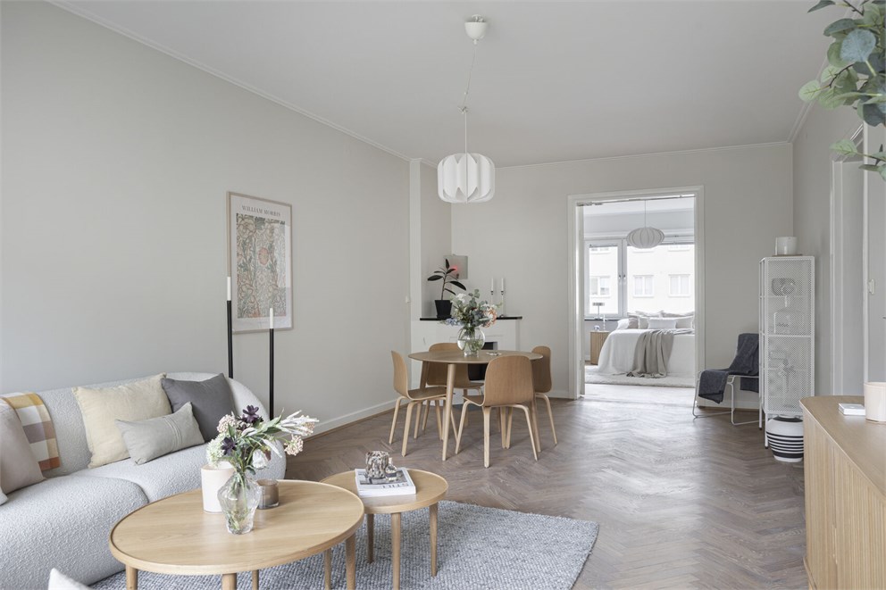 Roslins Väg 6