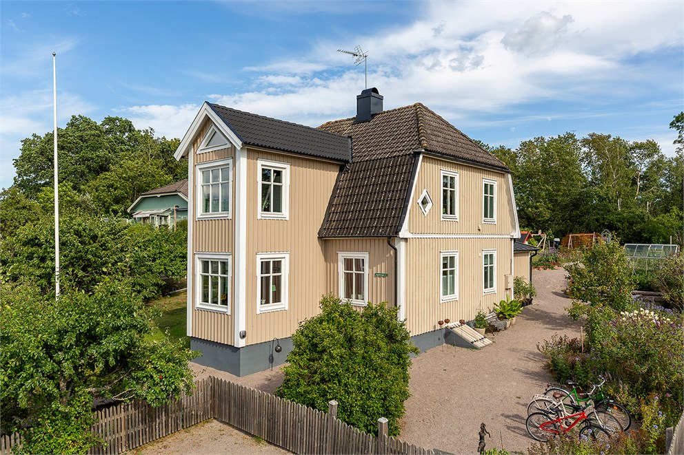 Ragnabovägen 14