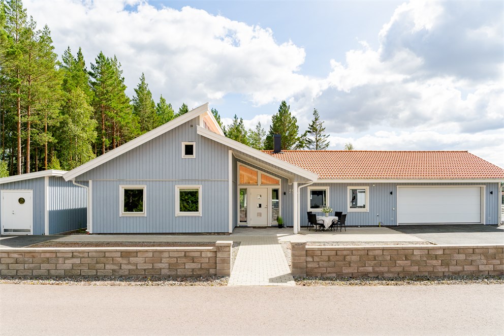 SKÄSTA BYVÄG 25