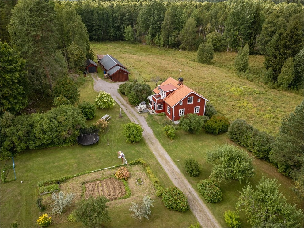 Manhemsvägen 32