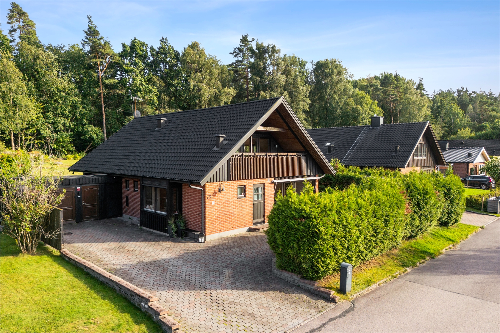 Brattåsvägen 13 – bild 1