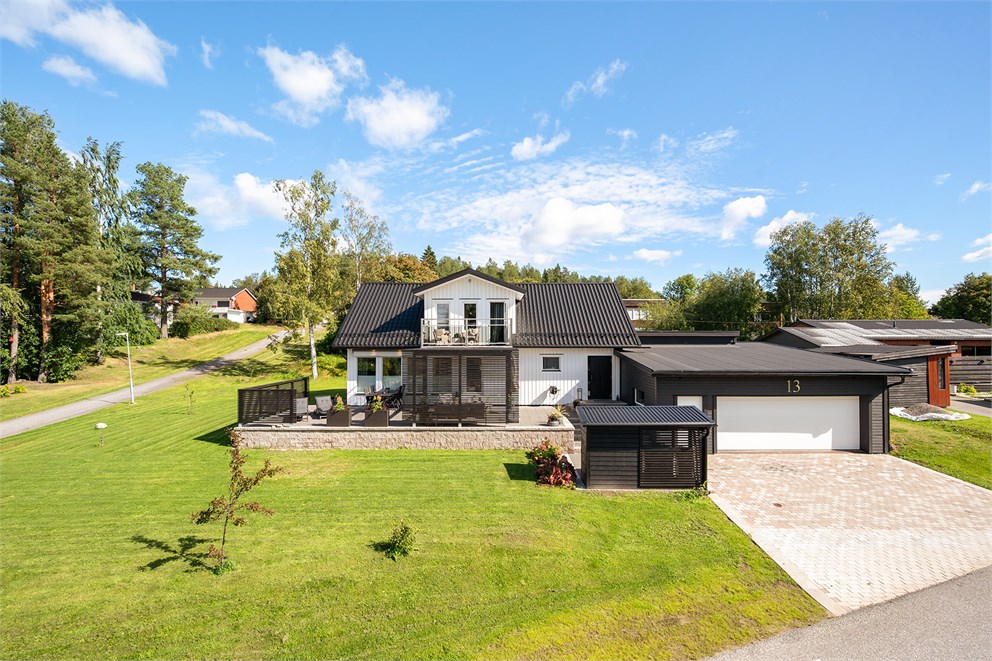 Hjortronstigen 13