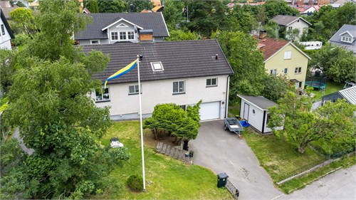 Blackstavägen 4