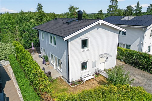 Lövdungestigen 26