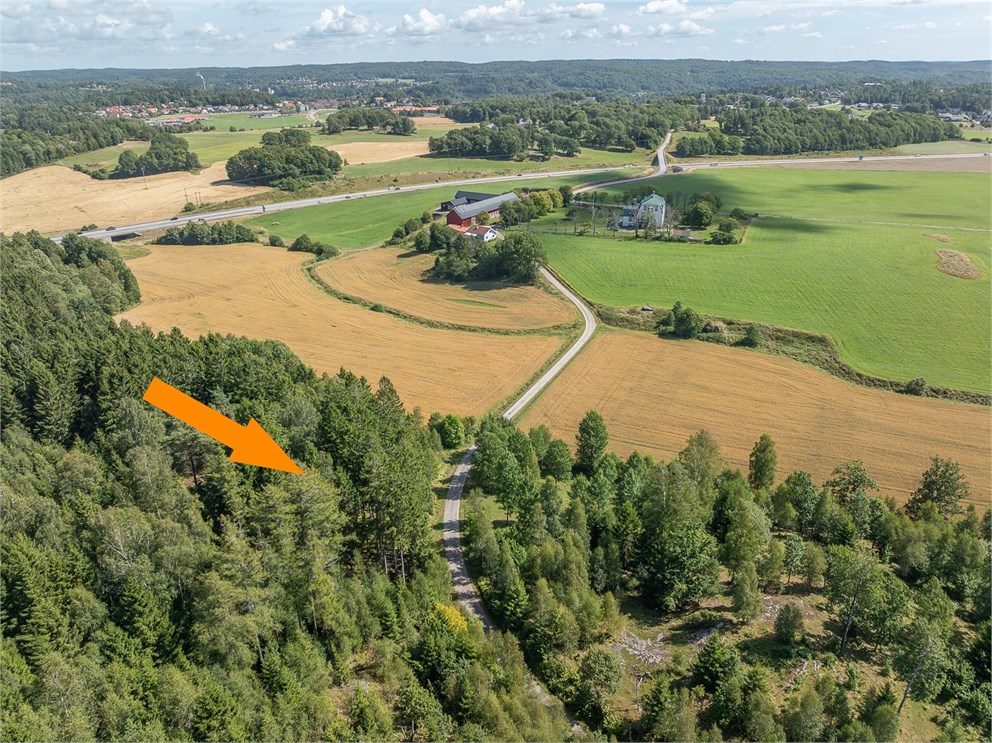 Tomt vid Kampstorp