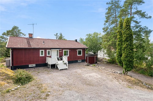 Norrhällby Haga 33