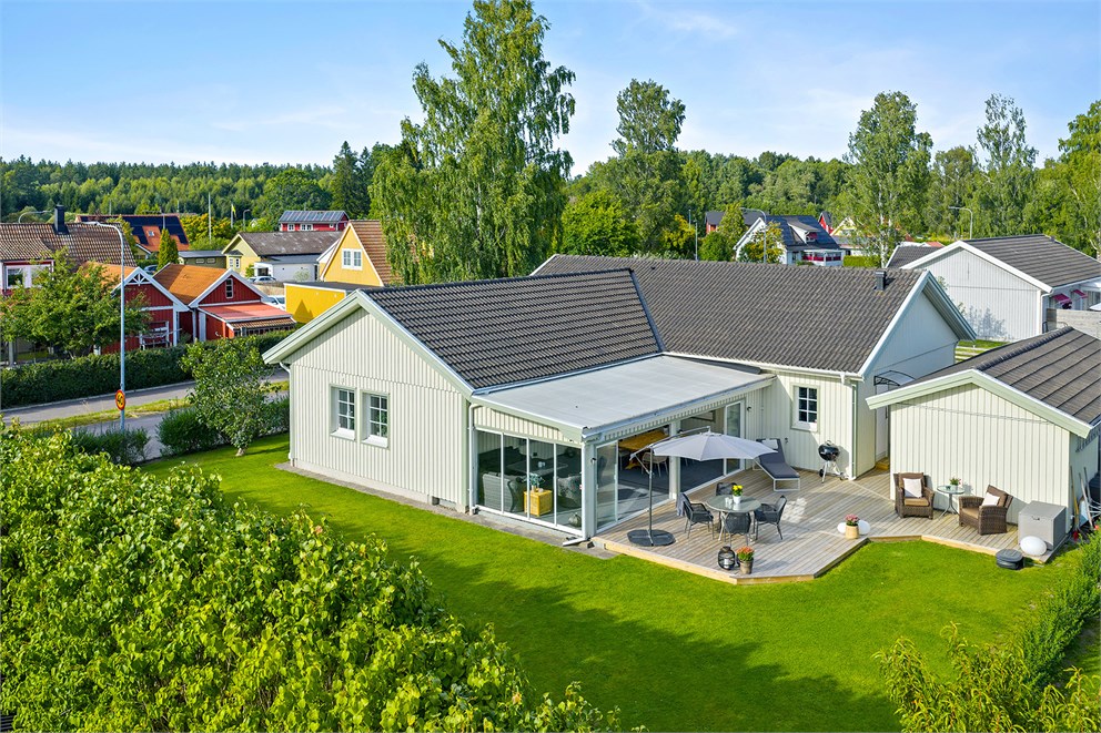 Nävervägen 13