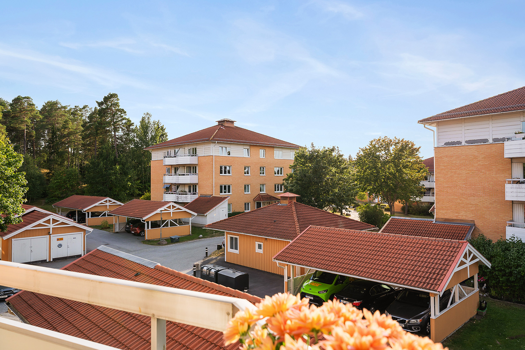 Ekebyvägen 30, 2tr – bild 2