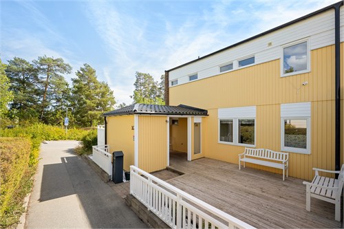 Björnskogsgränd 16