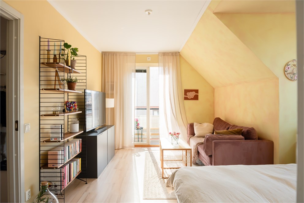 KARLSGATAN 9D