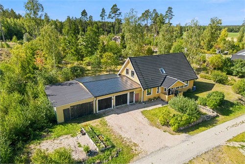 Holmbro Skogsbacka 83