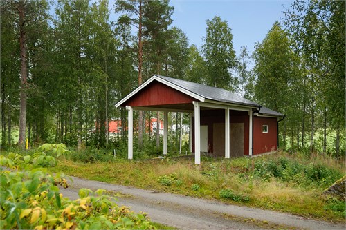 Garage med carport