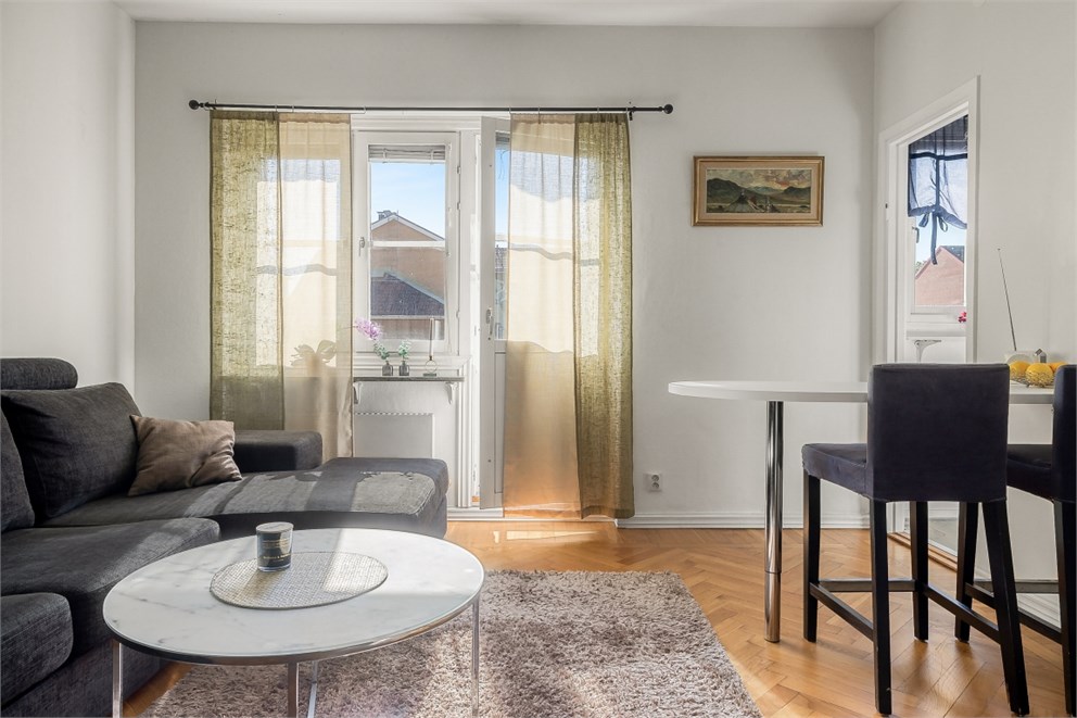 Västra Ringgatan 33