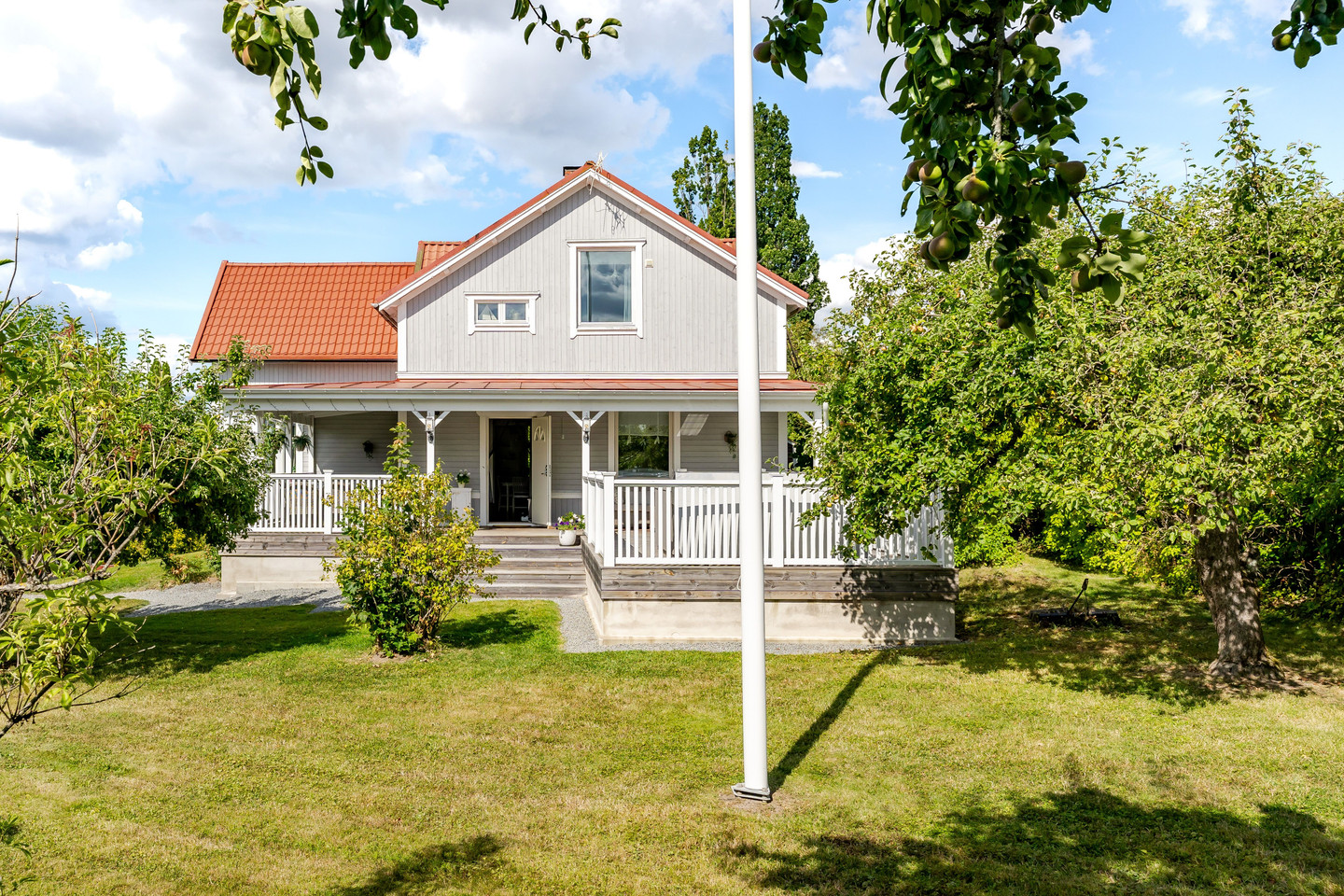 Hällbyvägen 11 – bild 40