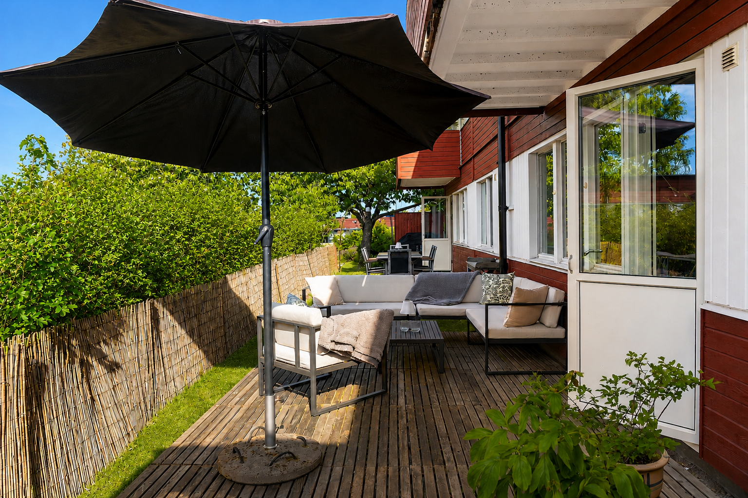 Apartment, 6 rooms, 145 m²