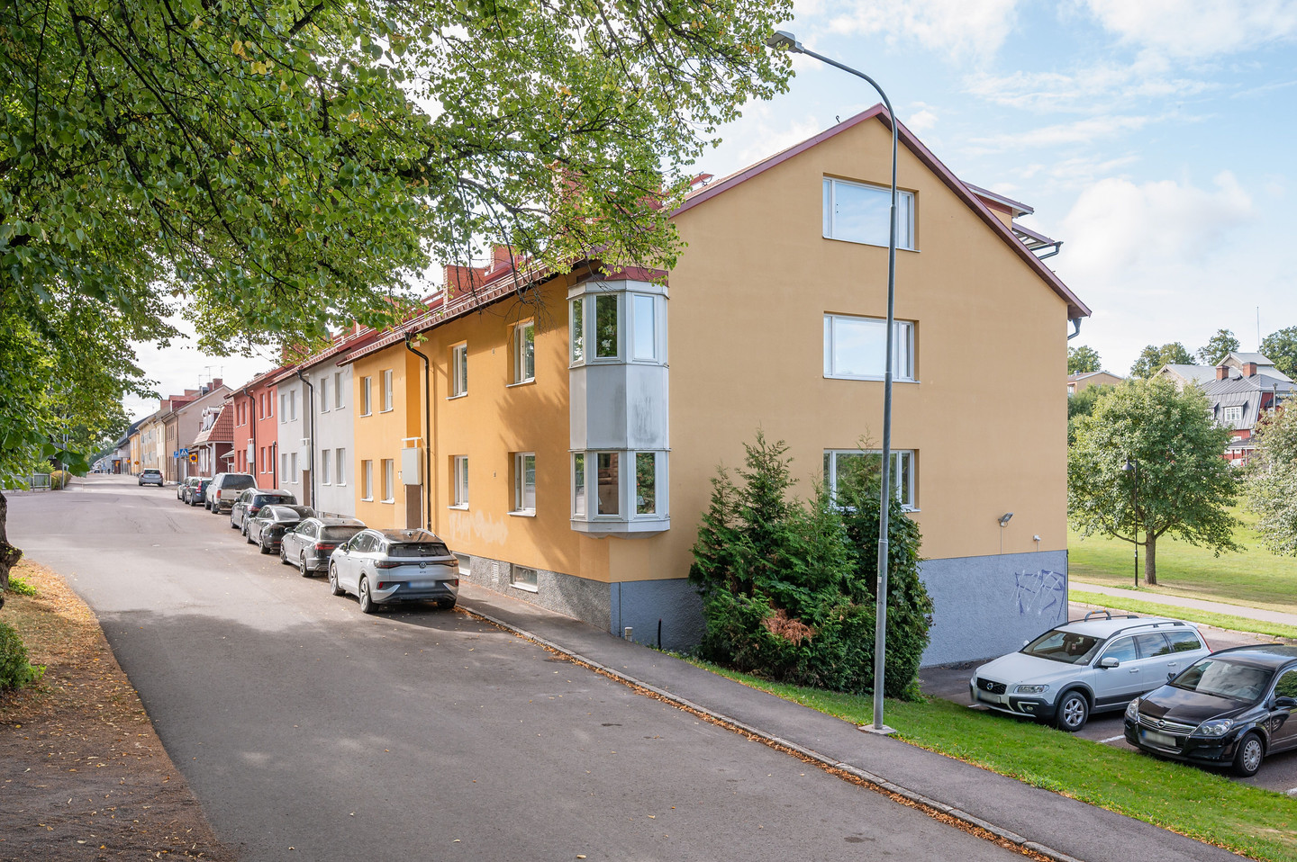 Långgatan 19C – bild 1