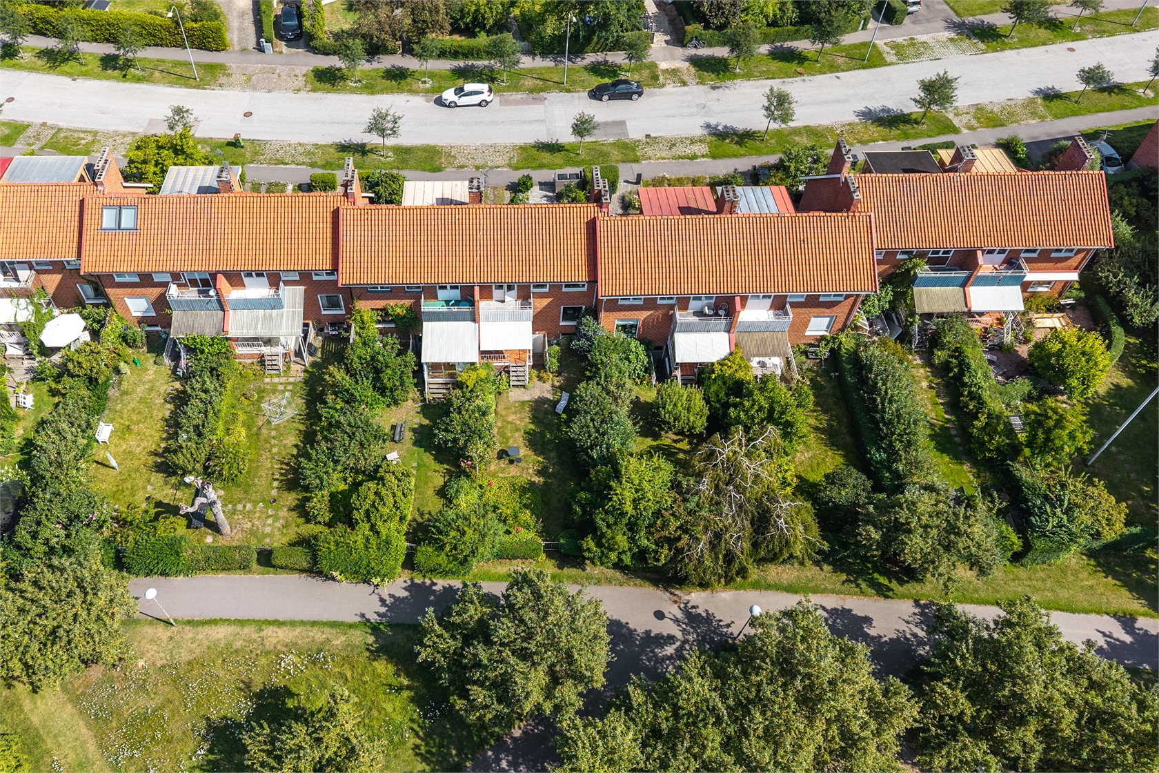 Körsbärsvägen 18 – bild 59