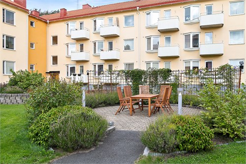 Trevlig innergård tillhörande Brf