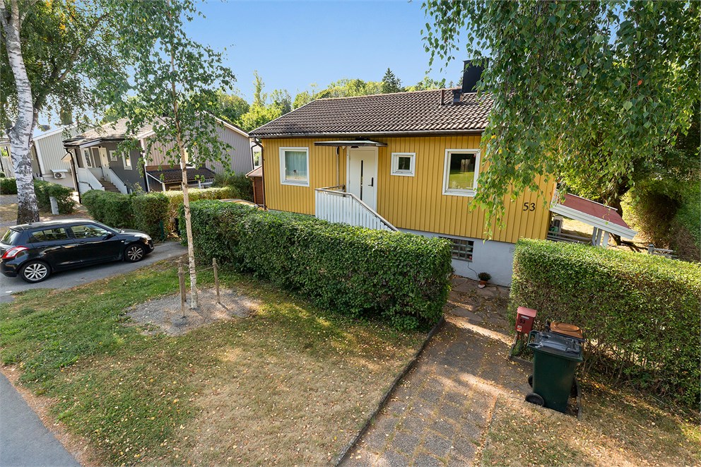 Gamla Bromstensvägen 53